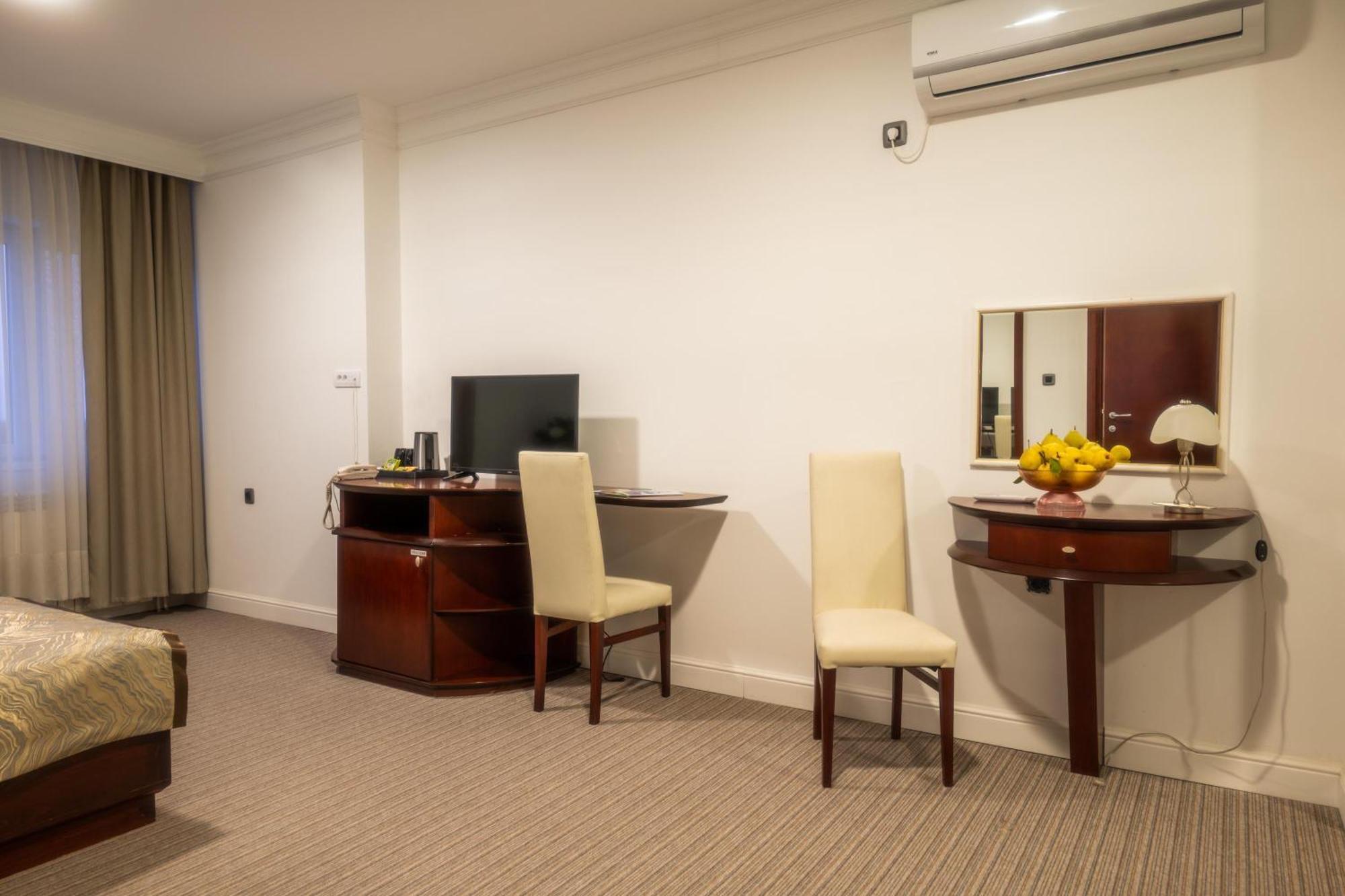 Hotel Mio City Kula 외부 사진
