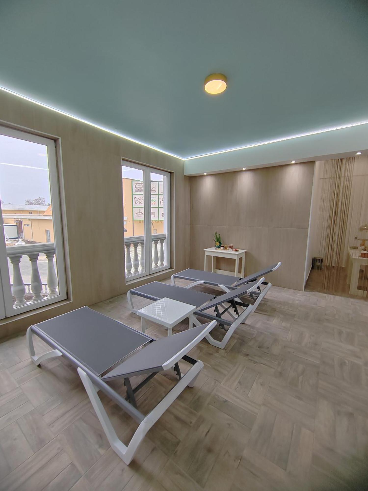 Hotel Mio City Kula 외부 사진