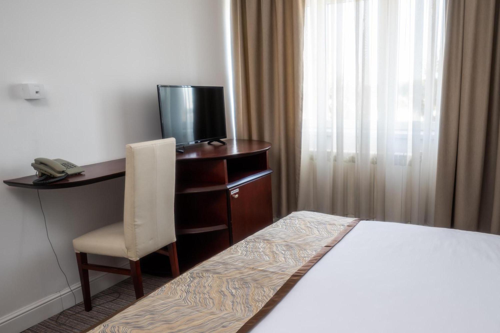 Hotel Mio City Kula 외부 사진
